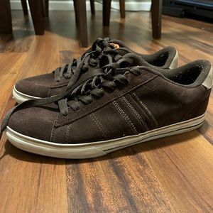 Barely worn DVS brown and orange skate shoe